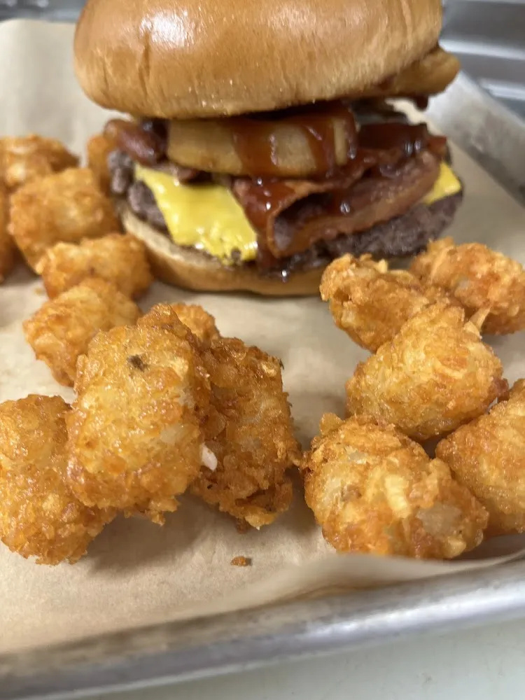 Western Burger with Tater Tots